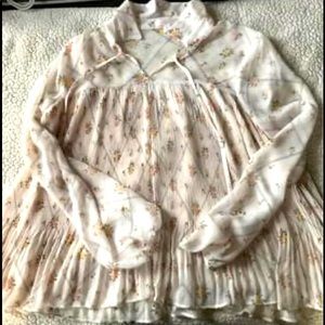 Lauren Conrad Misses Boho blouse